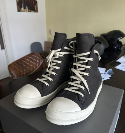 Rick Owens Ramons Dark Dust Milk