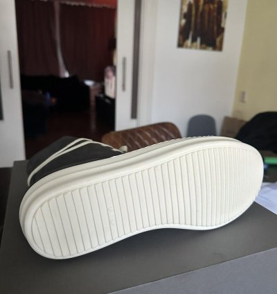 Rick Owens Ramons Dark Dust Milk
