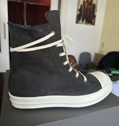 Rick Owens Ramons Dark Dust Milk