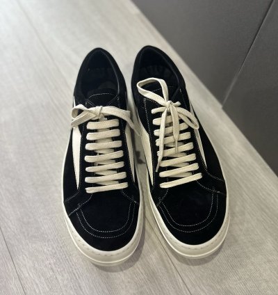 RICK OWENS STROBE SNEAKER VINTAGE BLACK SUEDE