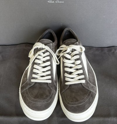 RICK OWENS VINTAGE SNEAKS IN DUST LEATHER SZ 42 NEW BOX
