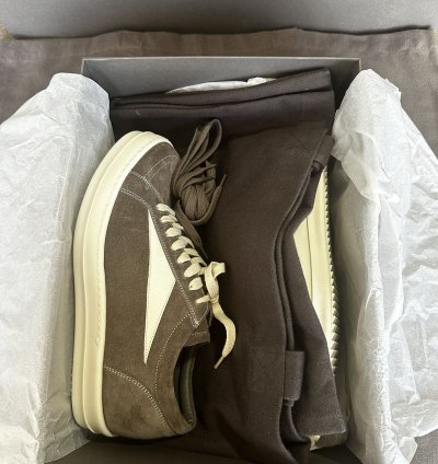 RICK OWENS VINTAGE SNEAKS IN DUST LEATHER SZ 42 NEW BOX