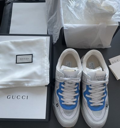 Runway Limited Edition Gucci Logo Sneakers Limited Edition