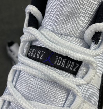 Nike Air Jordan 11 Retro Low Concord