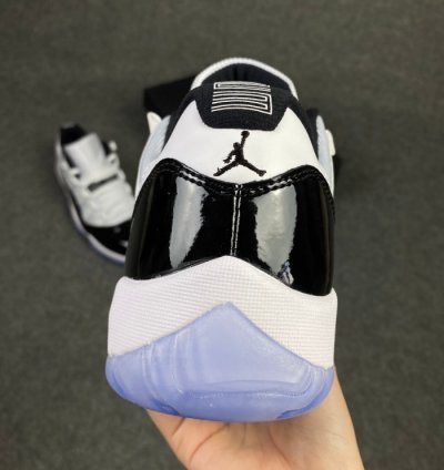 Nike Air Jordan 11 Retro Low Concord