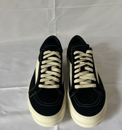 Suede leather vintage sneakers brand new
