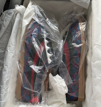 Super Runway GG Logo Limited Edition ACE Leather Sneaker