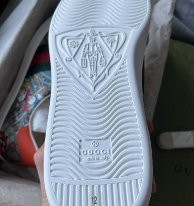 Super Runway Limited Edition Rare Gucci Logo Disney Sneaker