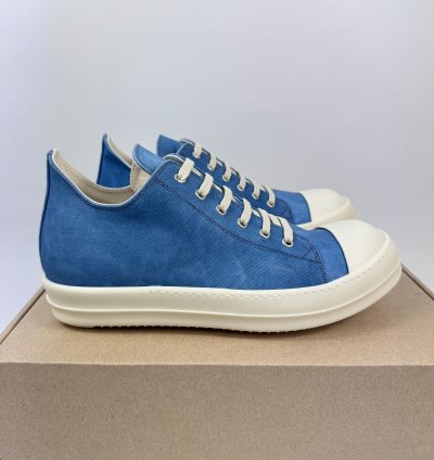 TOOTHPASTE BLUE CANVAS SNEAKERS