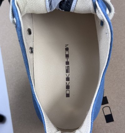 TOOTHPASTE BLUE CANVAS SNEAKERS