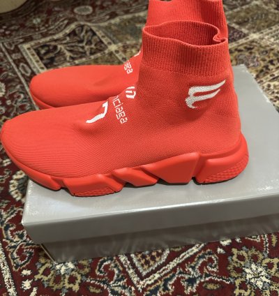 Unworn Balenciaga Red Speed Trainers in Size 44