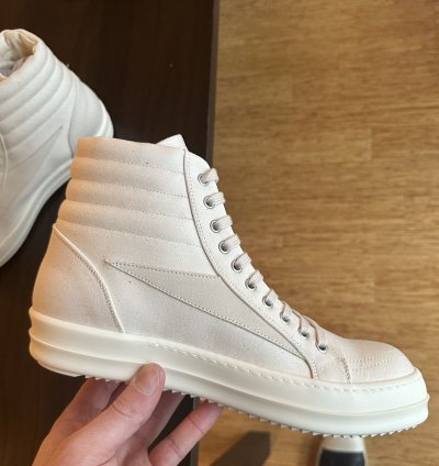 Vintage High Sneaks