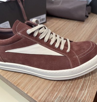 Vintage Lido Sneakers