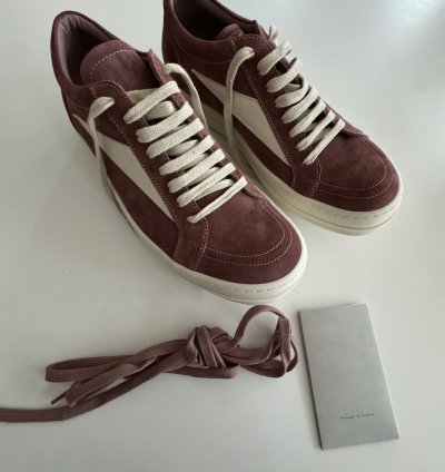 Vintage Lido Sneakers