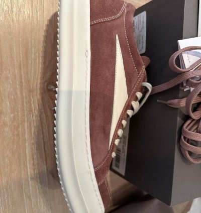 Vintage Lido Sneakers