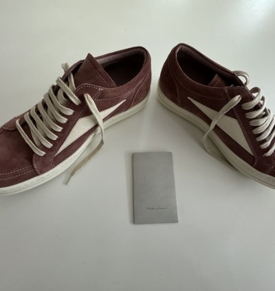 Vintage Lido Sneakers