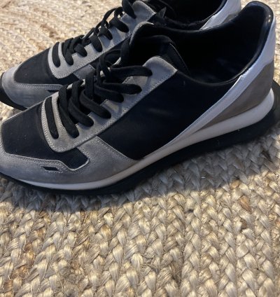 W18 Sisyphus 900 Oblique Lace Up Runners