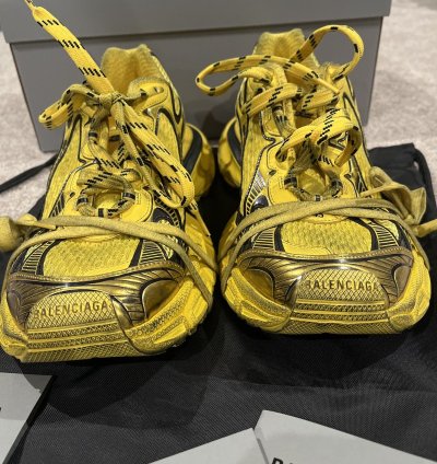Yellow Balenciaga 3XL