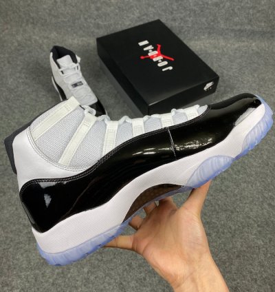 Nike Air Jordan 11 Retro Concord (2018)