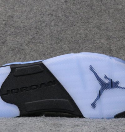 Nike Air Jordan 5 Retro UNC University Blue