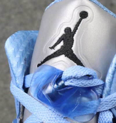 Nike Air Jordan 5 Retro UNC University Blue