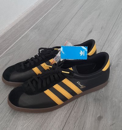Adidas Cardiff 1 500
