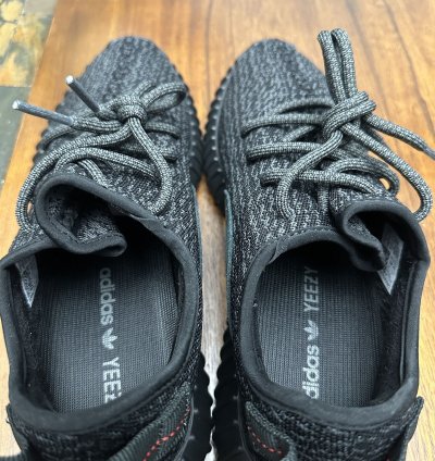 adidas Yeezy Boost 350 Pirate Black (2023) BB5350 Size 10 5