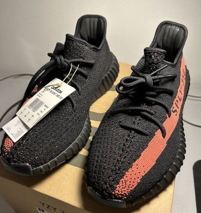 ADIDAS YEEZY BOOST 350 V2 Core Black