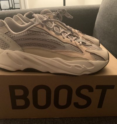 Adidas Yeezy Boost 700 V2 Cream