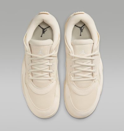 Air Jordan 4 RM Legend Light Brown