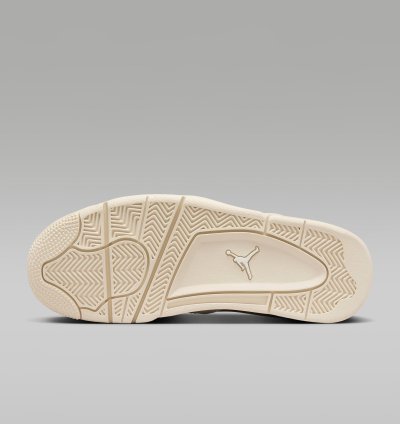 Air Jordan 4 RM Legend Light Brown