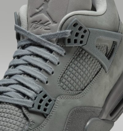 Air Jordan 4 SE Wet Cement