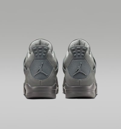 Air Jordan 4 SE Wet Cement