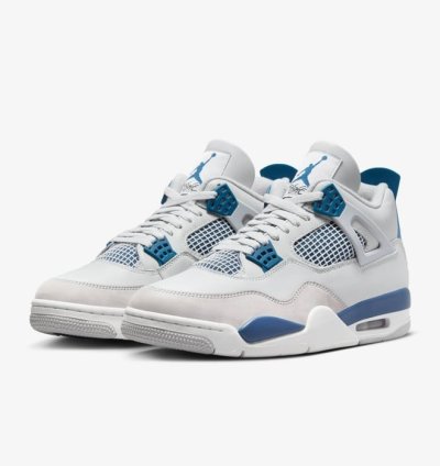 Air Jordan 4 Military Blue