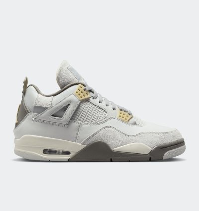 Air Jordan 4 SE Craft Photon Dust