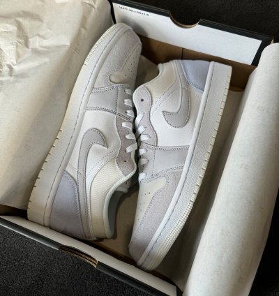 NIKE AIR JORDAN 1 LOW 'PARIS'