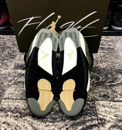 NIKE AIR JORDAN 4 RETRO SE CRAFT OLIVE