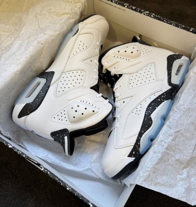 NIKE AIR JORDAN 6 RETRO 'REVERSE OREO'