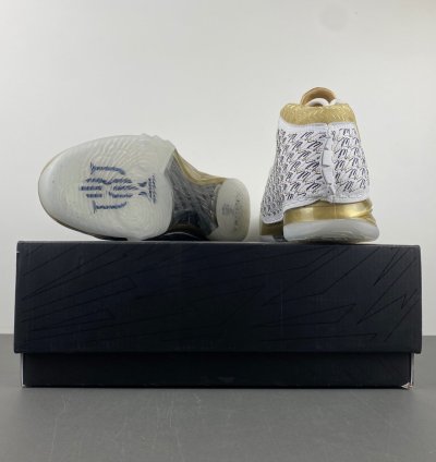 Air Jordan Trophy Room 23 Retro White