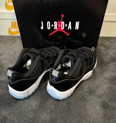 NIKE AIR JORDAN 11 RETRO LOW 'SPACEJAM'