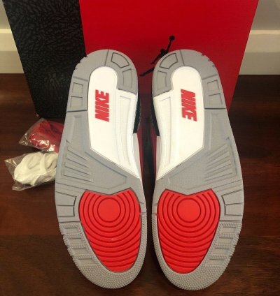 NIKE AIR JORDAN 3 RETRO SE RED CEMENT