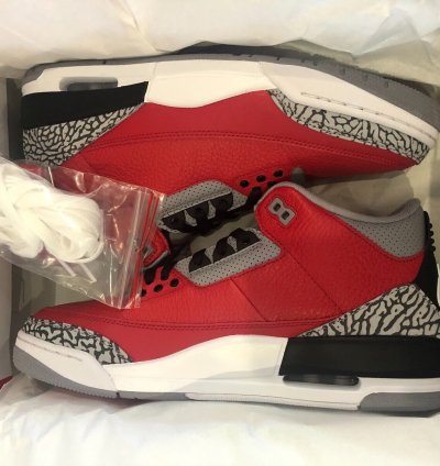 NIKE AIR JORDAN 3 RETRO SE RED CEMENT