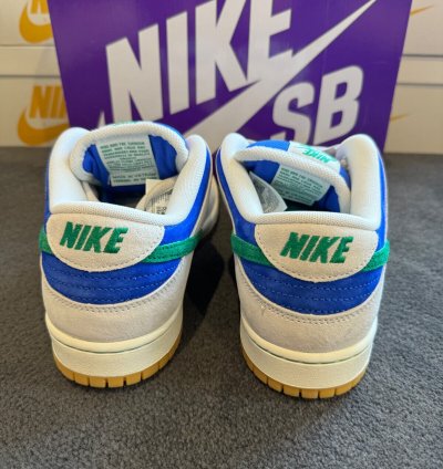 NIKE SB DUNK LOW PRO