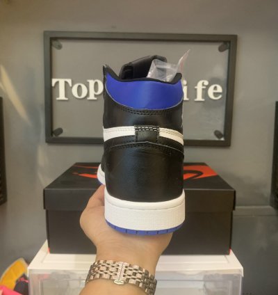Air Jordan 1 Retro High OG 'Royal Toe' 555088-041