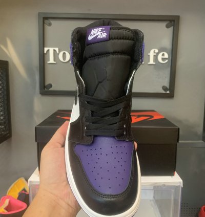 Air Jordan 1 Retro High OG 'Court Purple' 555088-501