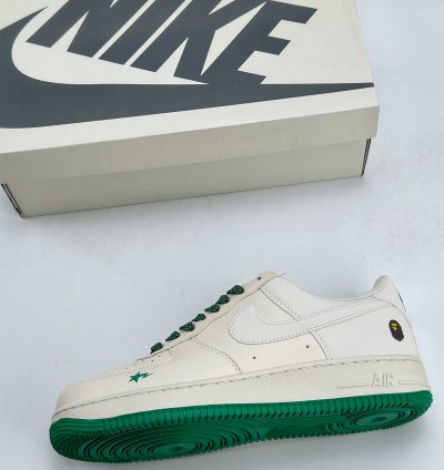 240 Nike Air Force 1 Low 07 x BAPE White Green Starry Sky FG6688-102 -