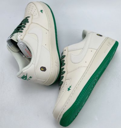 240 Nike Air Force 1 Low 07 x BAPE White Green Starry Sky FG6688-102 -