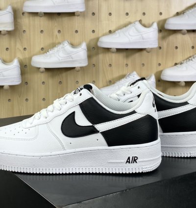 200 Nike By You Air Force 1'07 Low Retro SP Air Force One Sneakers Black and Whi