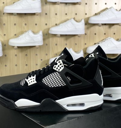 380 Nike Air Jordan 4 Retro Black WhitePanda Michael Jordan AJ4 mid-top basketba