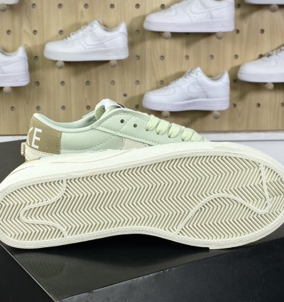 140 Nike Blazer 77 Low JumboWhiteOlive Green1977 Blazers Sneakers Leather Mint G